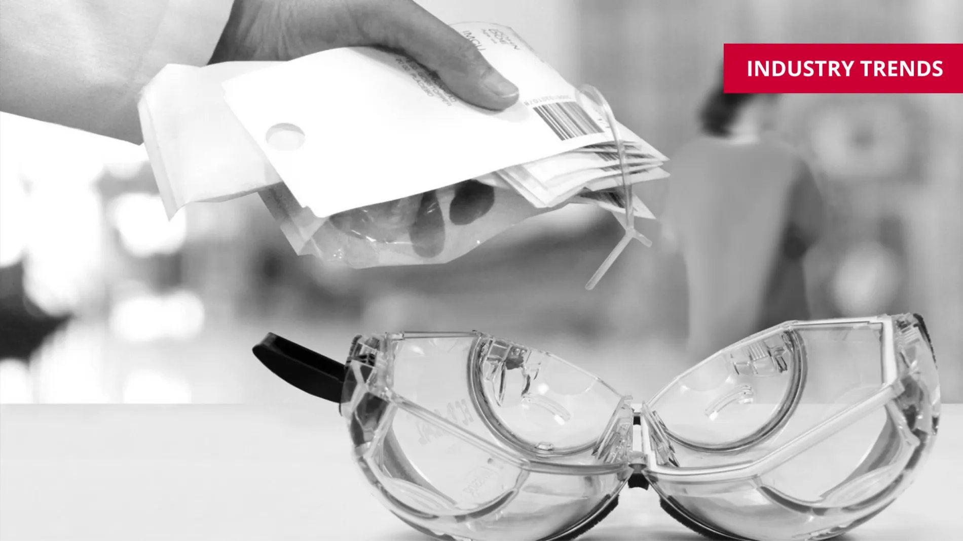 hand loading medication into pneumatic tube system carrier