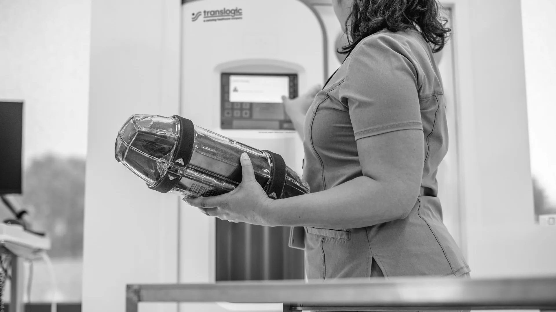 user using TransLogic pneumatic tube system station
